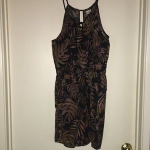 Romper, leafy print